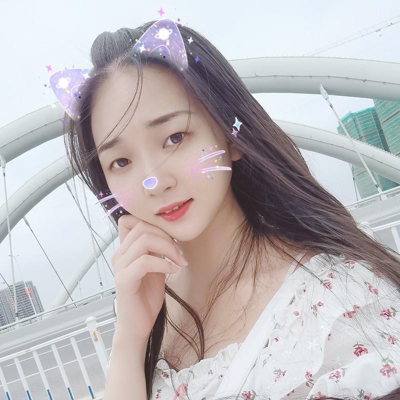 爱是人间最美丽的花封面