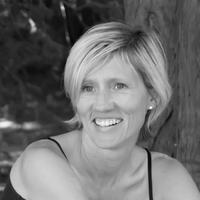 Alise Ashby资料,Alise Ashby最新歌曲,Alise AshbyMV视频,Alise Ashby音乐专辑,Alise Ashby好听的歌