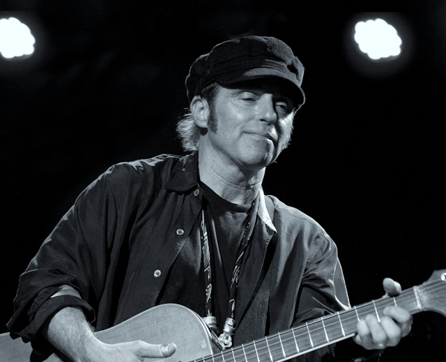 Nils Lofgren