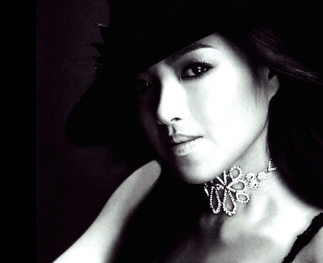 伊藤由奈