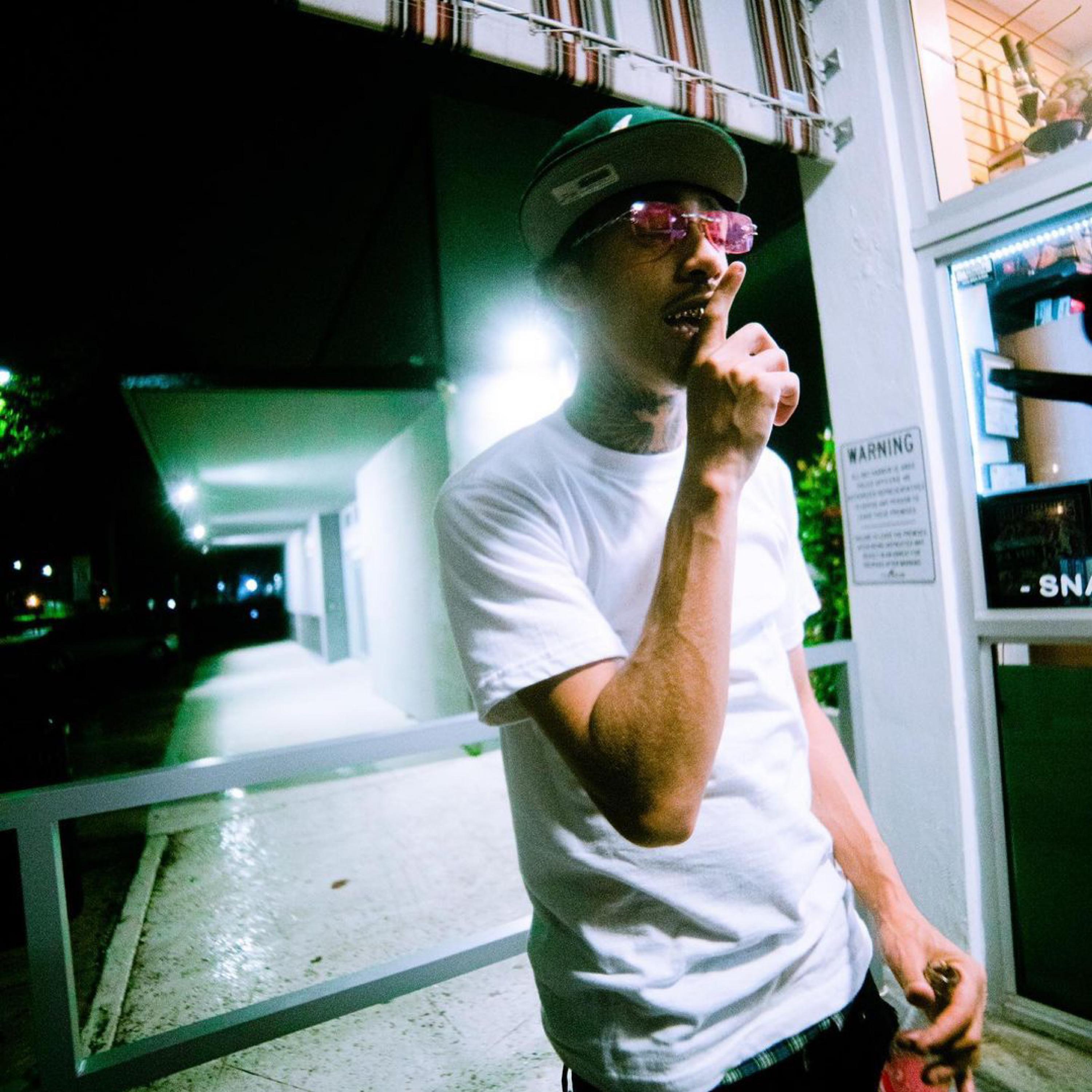 Signed To Da Pavement