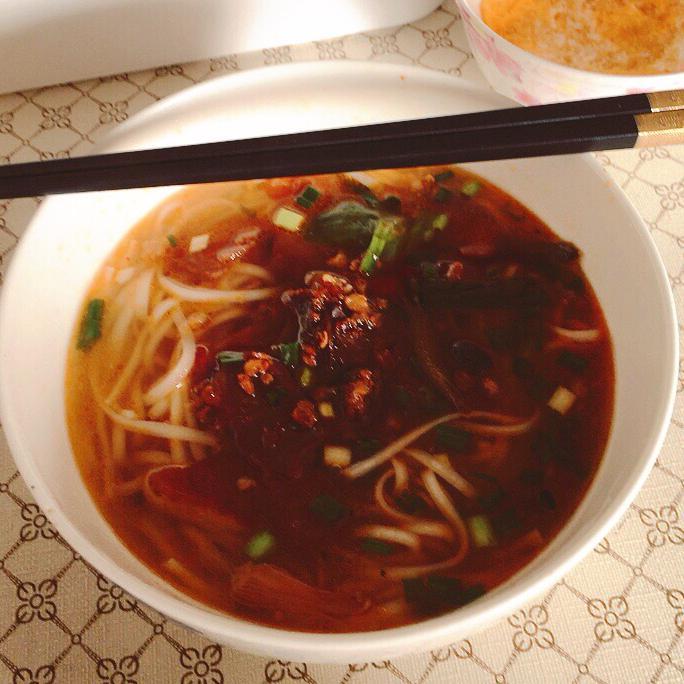 大碗宽面（Live）（姐姐版）