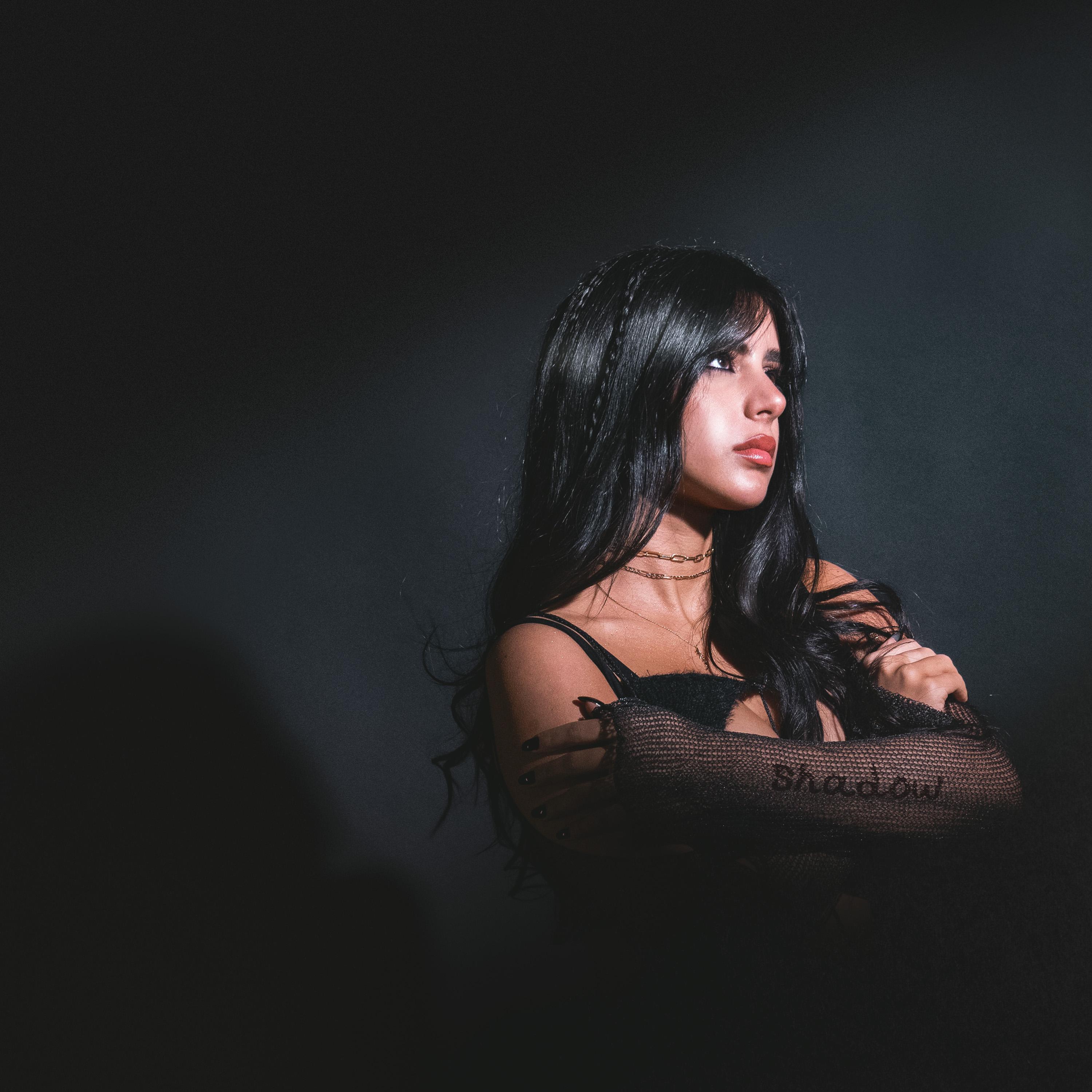 shadow - Maria Taktouk封面
