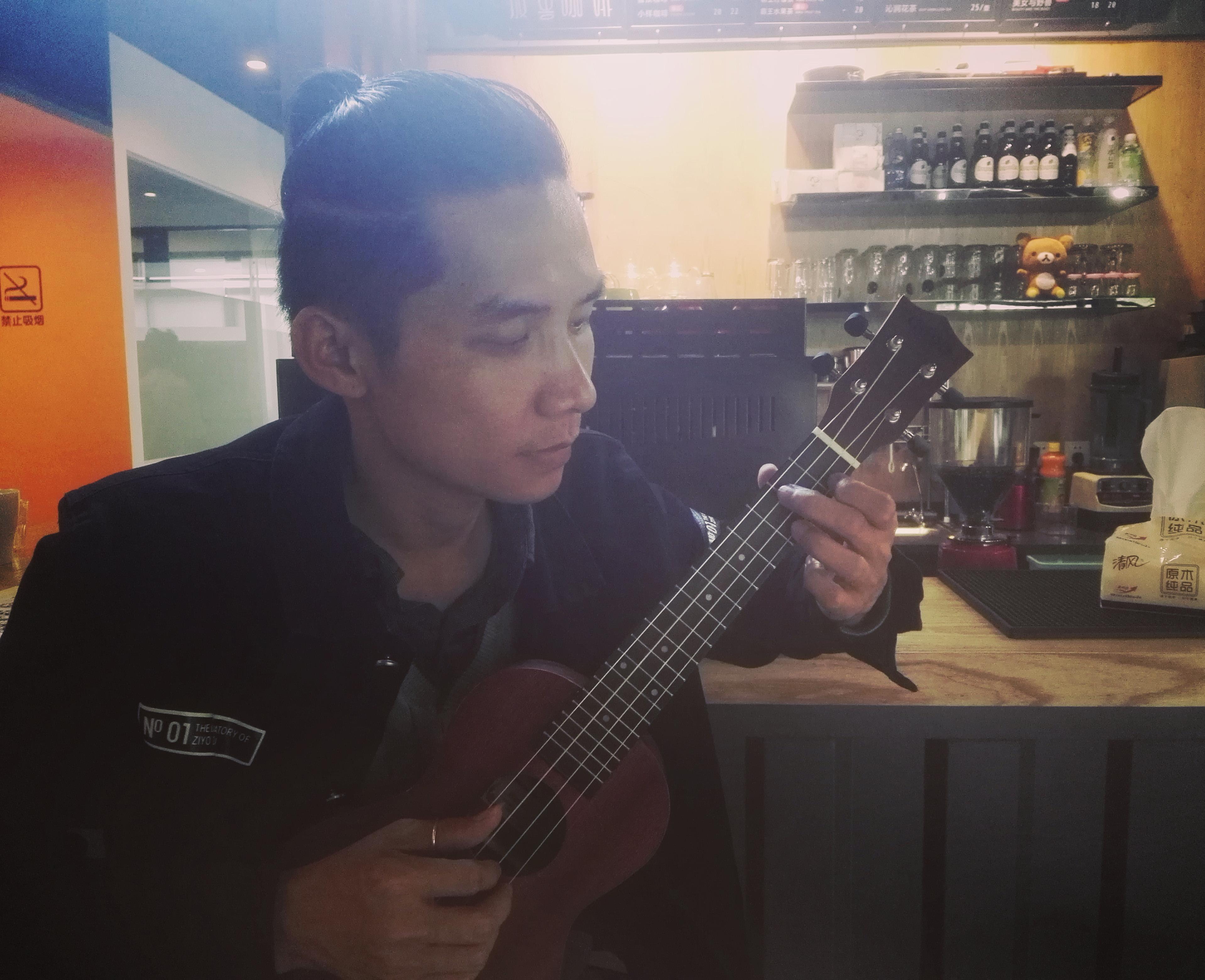船长阿杰