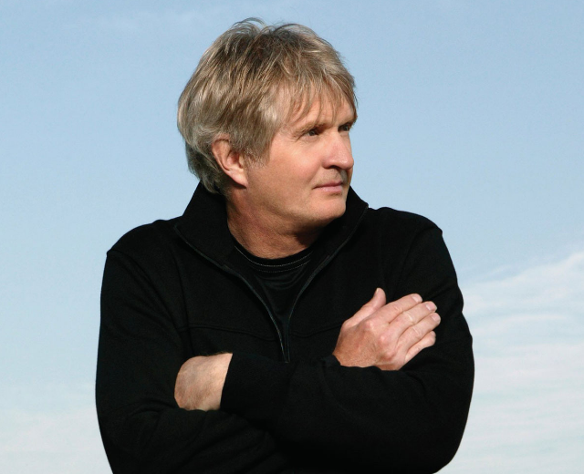 Tom Cochrane