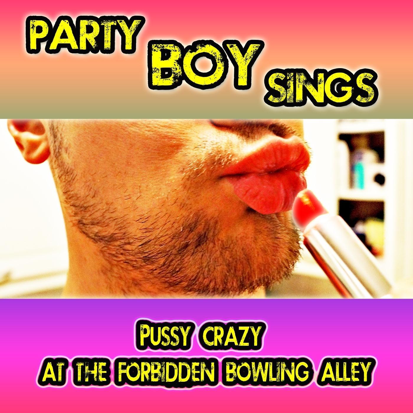 Sexy Double-D Cups Peekaboo at Drunken Wet T-Shirt Contest Farts