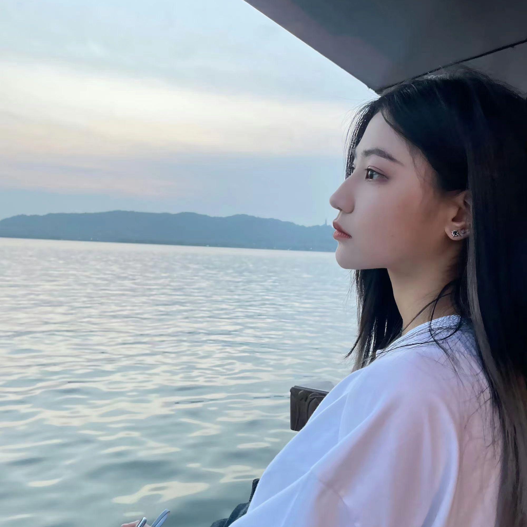 阳光下的星星-袁一琦