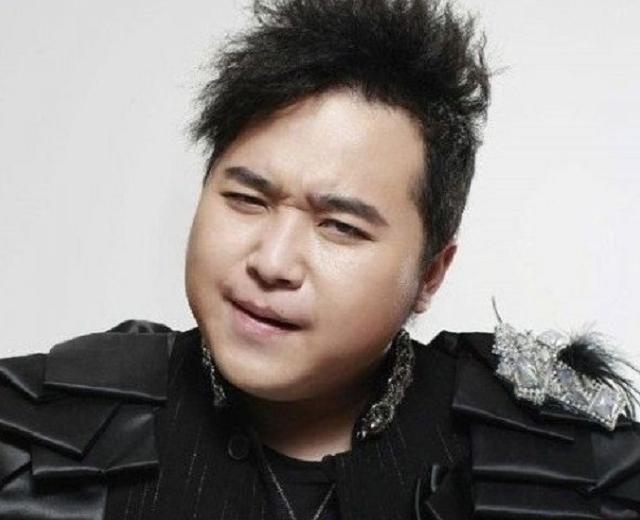 黄洋