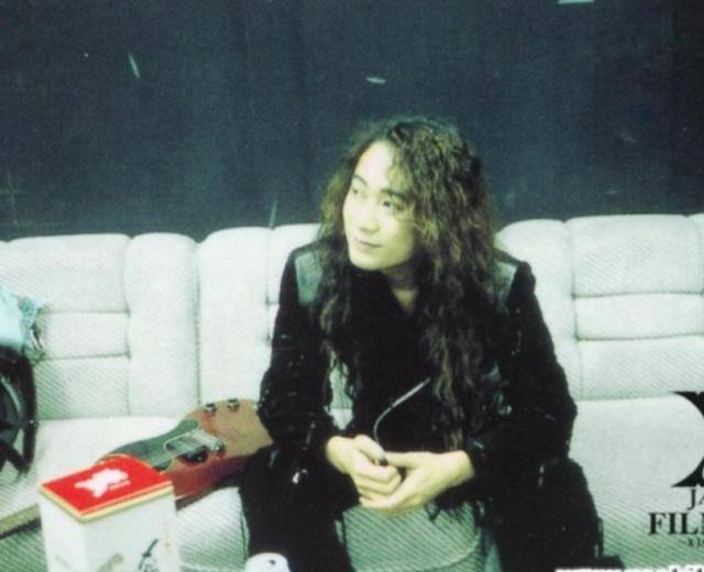 石冢智昭