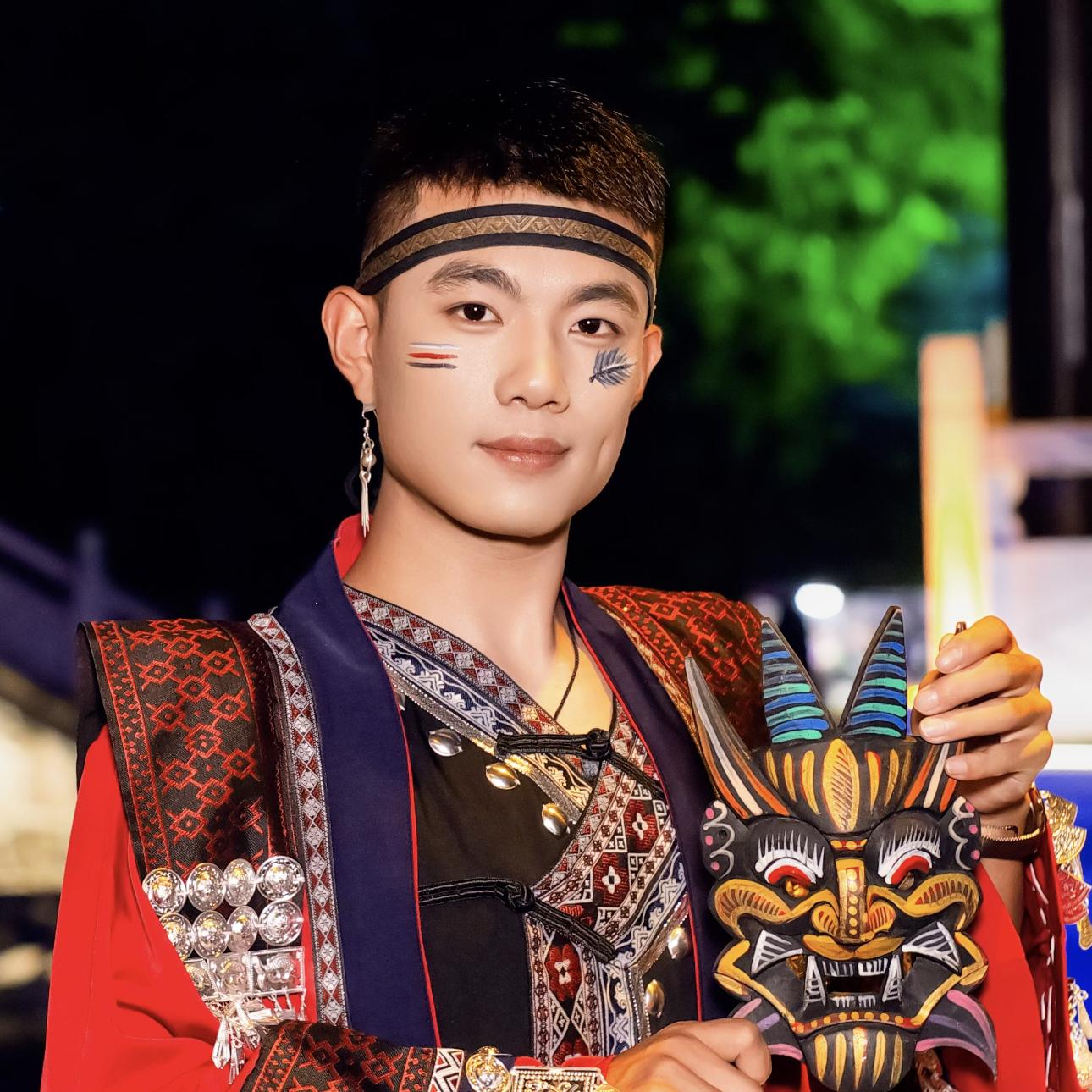 东坡封面