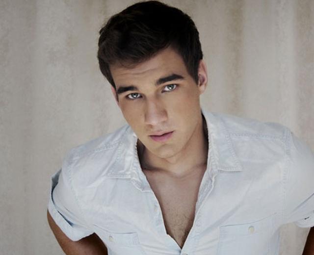 Taylor Berrett