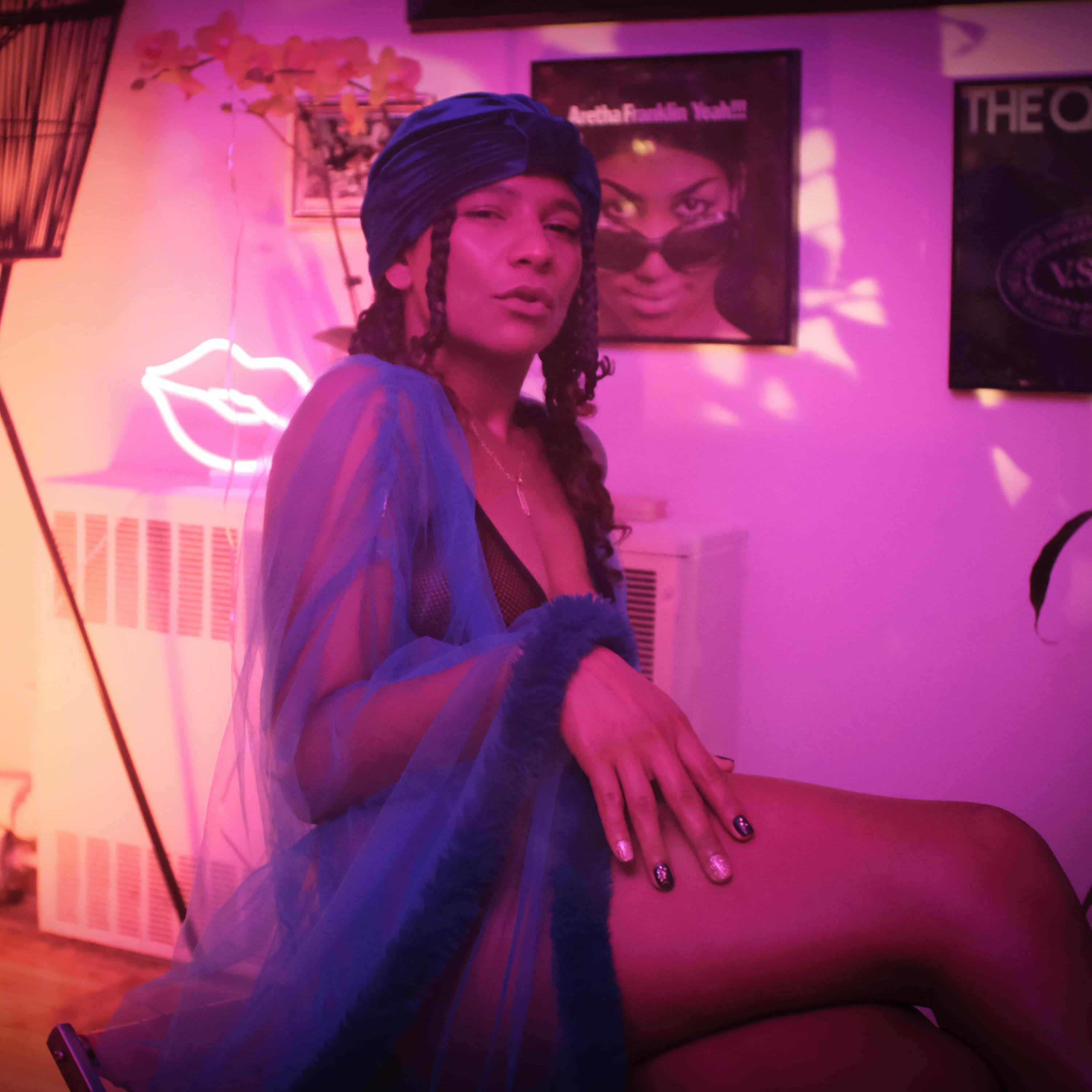 Sweet Lights (feat. Mononeon)