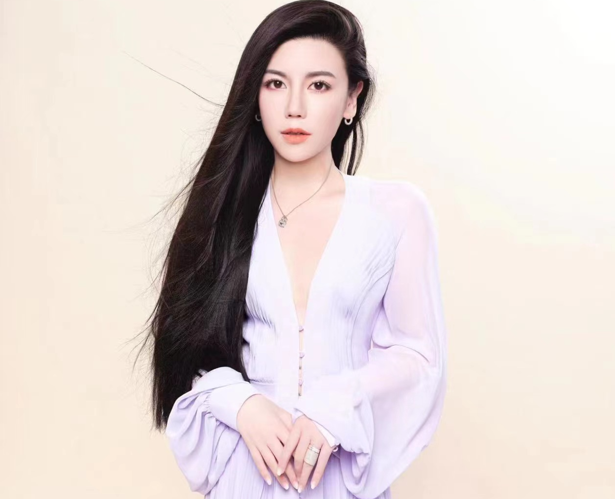 张晓棠