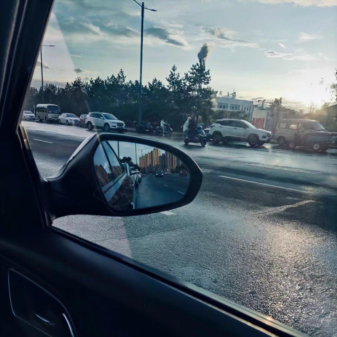 少一点天分1.0_HERO_早点睡 | 在线播放_少一点天分1.0歌词_少一点天分1.0下载 | 网易云音乐