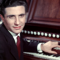 Gilbert Bécaud资料,Gilbert Bécaud最新歌曲,Gilbert BécaudMV视频,Gilbert Bécaud音乐专辑,Gilbert Bécaud好听的歌