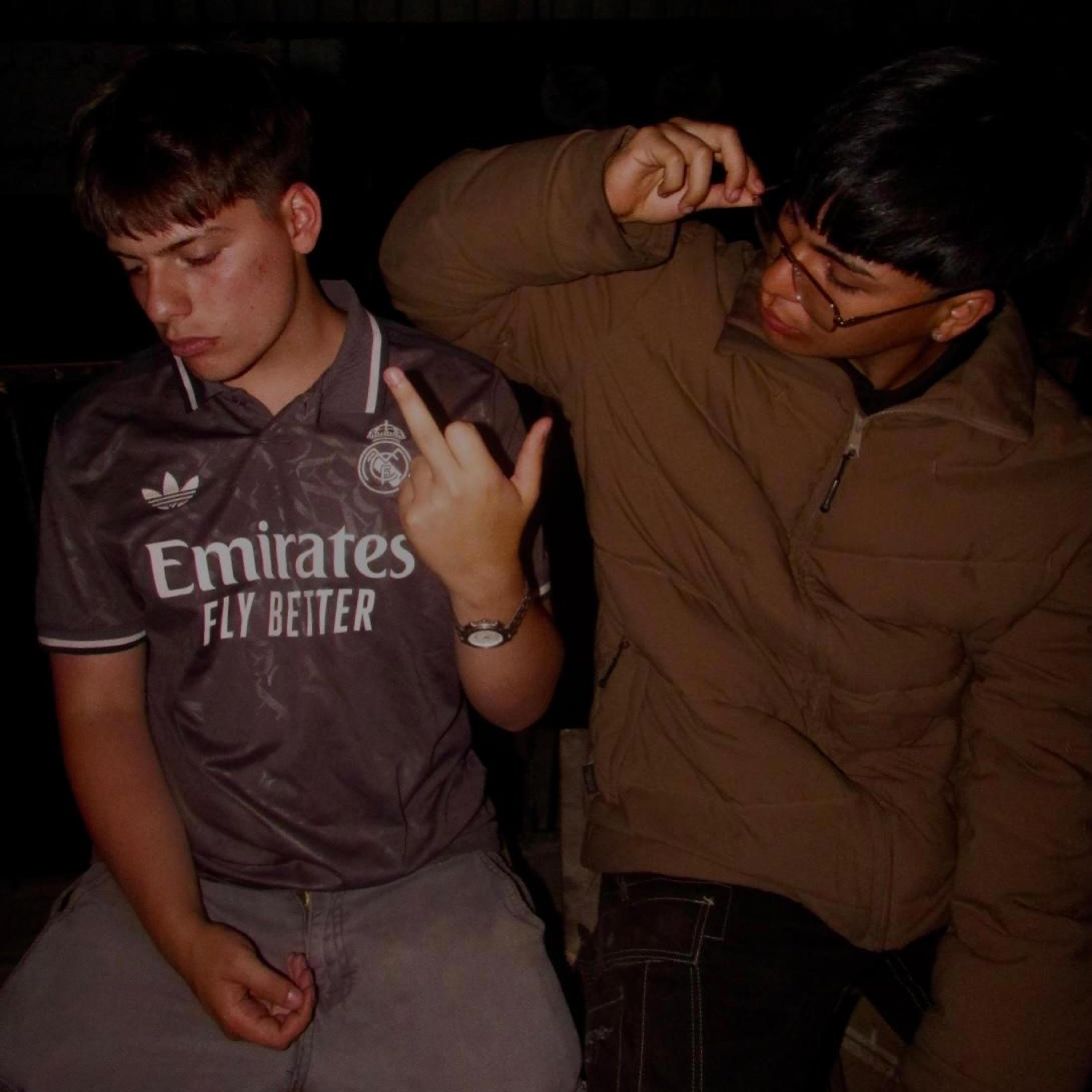 VIP (feat. Simples Sensaciones & Aquiles8va)