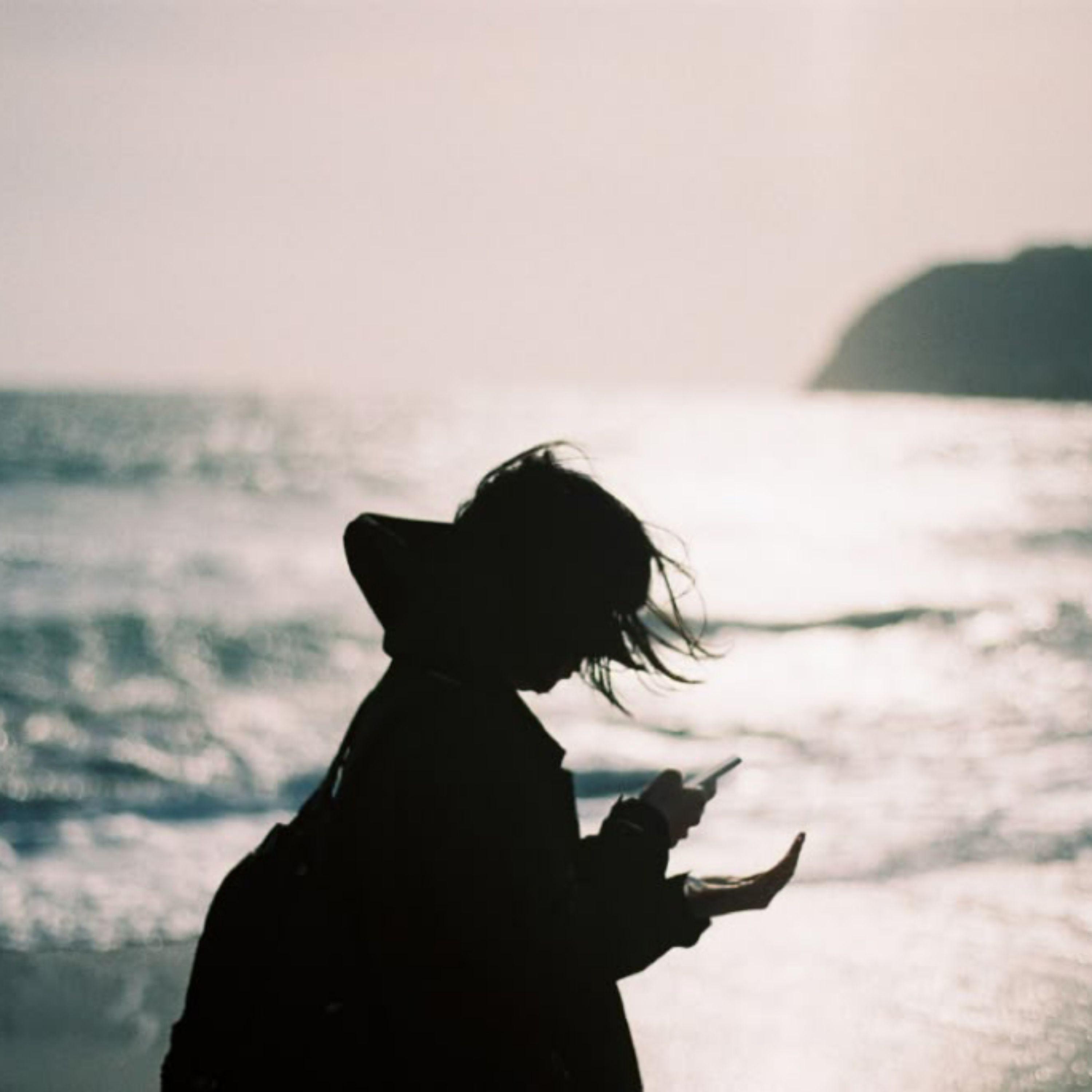 怎么好像有一阵风