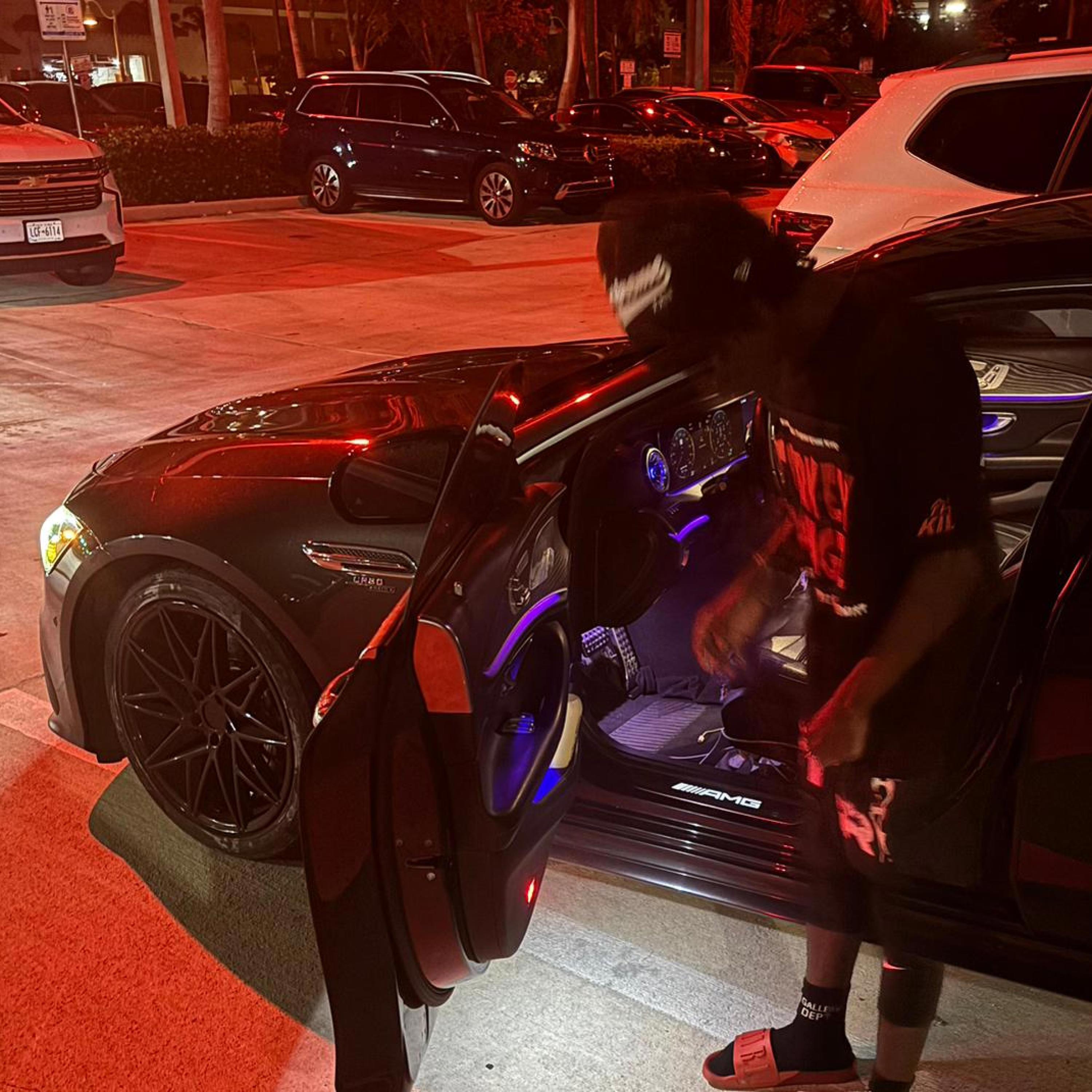 Marni Slides (feat. TMB Wock)