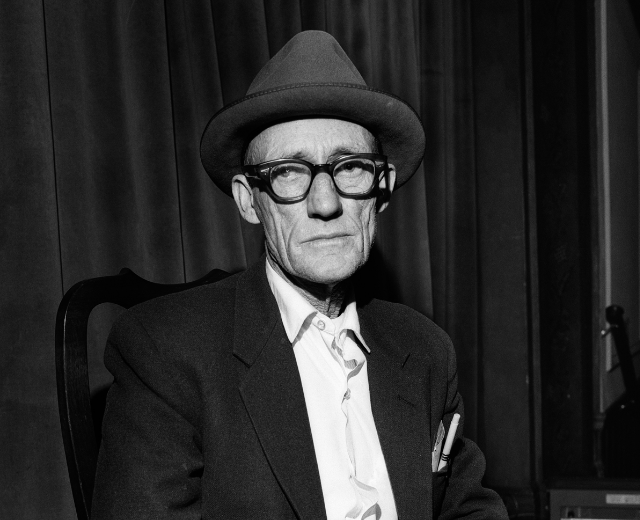 Roscoe Holcomb