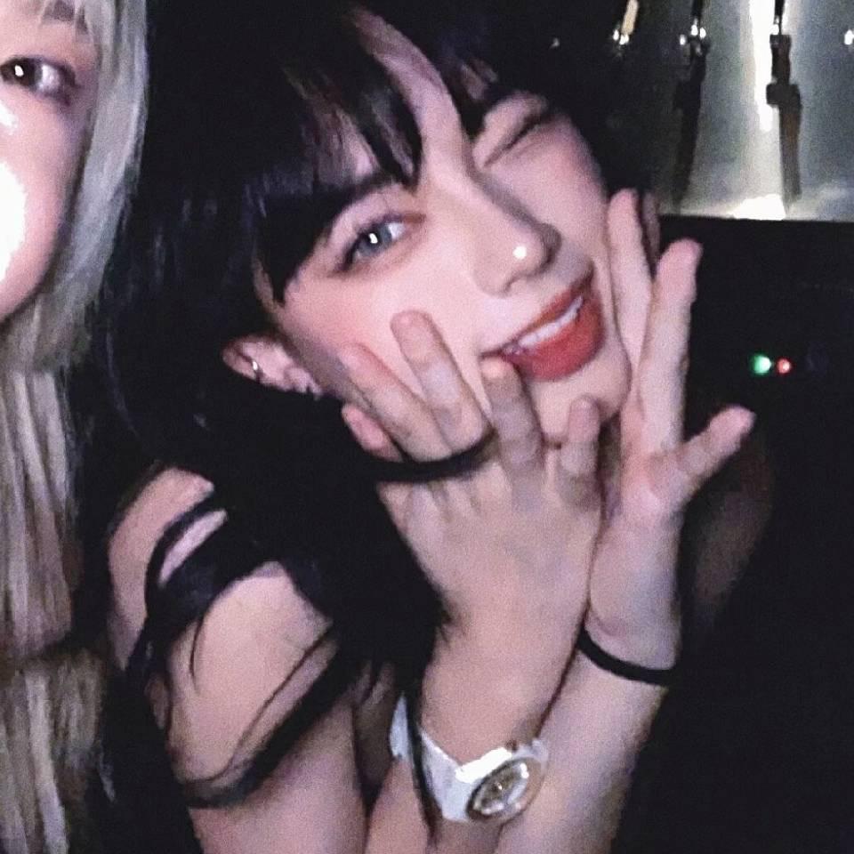 ᴇᴀsʏ ᴄᴏᴍᴇ