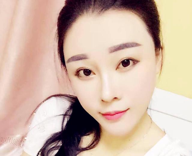 杨冰