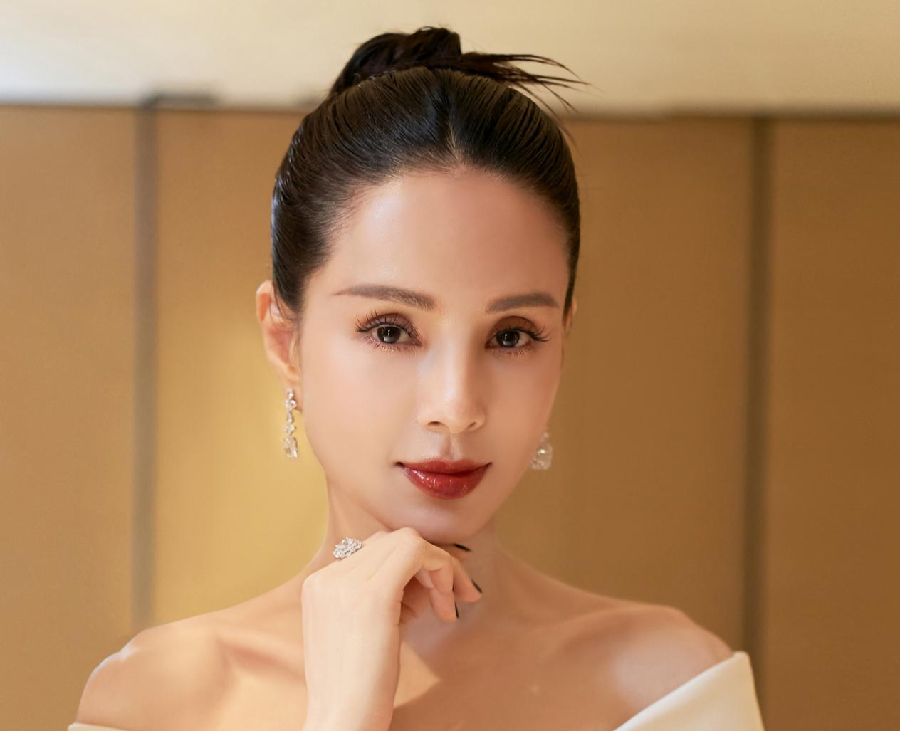 李若彤