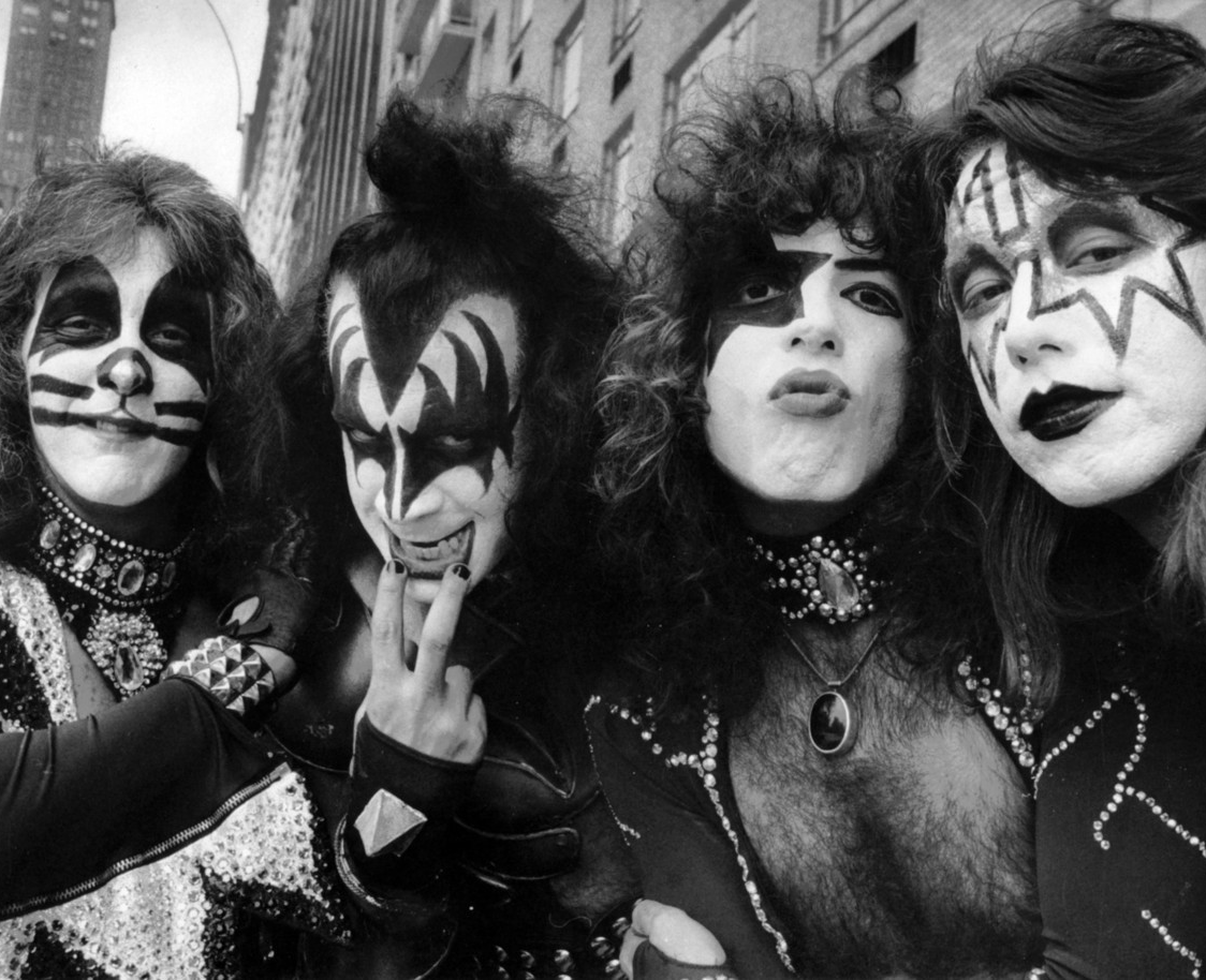 KISS