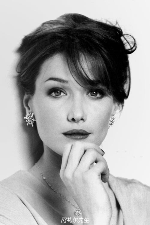 十位沙哑的女人,十种沧桑的声音