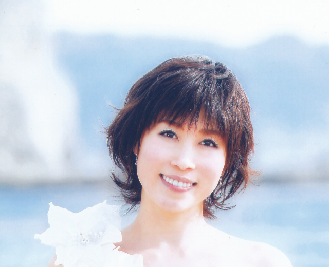 水森かおり