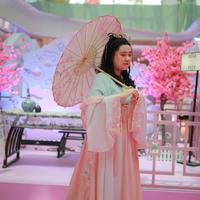 洛觞资料,洛觞最新歌曲,洛觞MV视频,洛觞音乐专辑,洛觞好听的歌