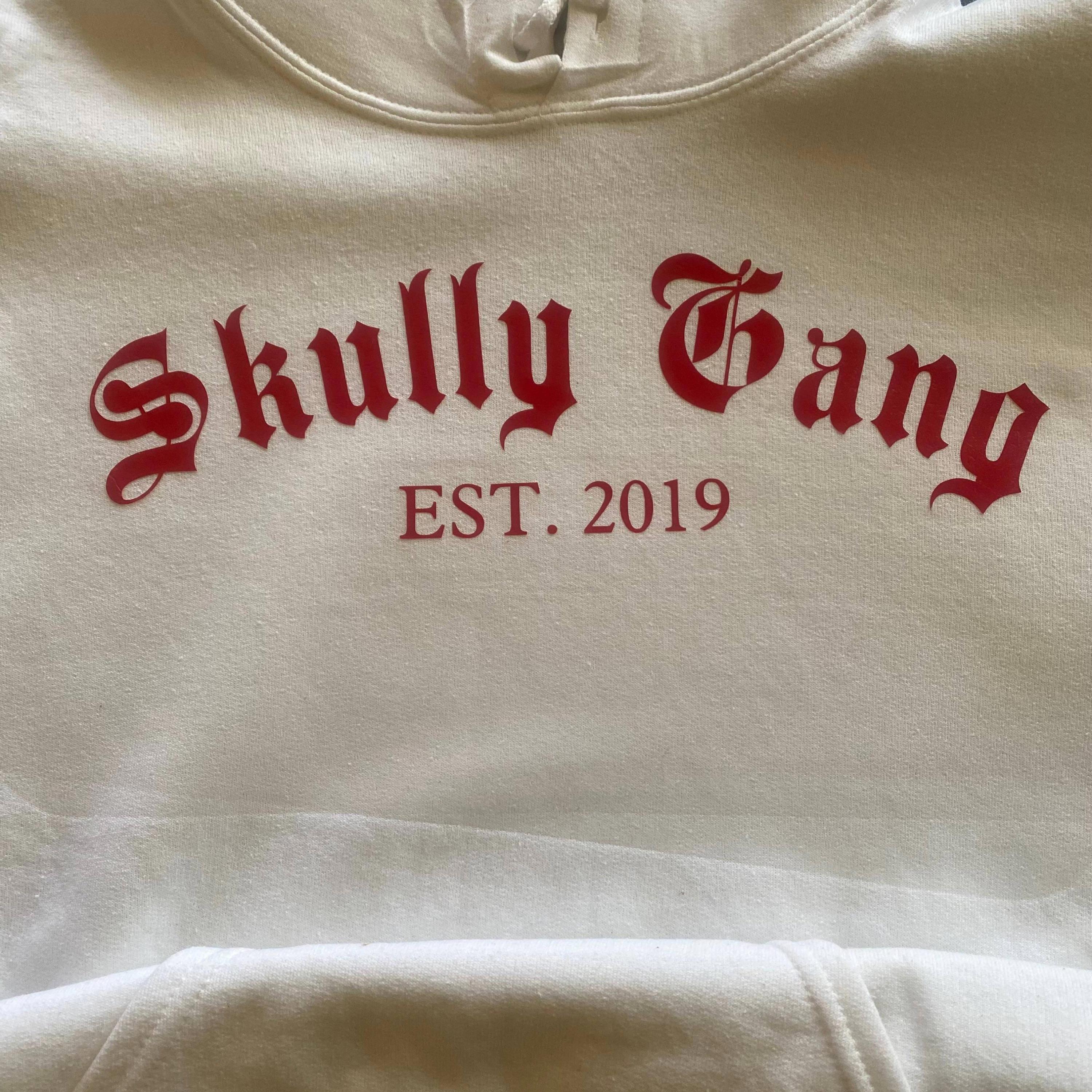 Clothes Off (feat. Jet 5 & Sg.Jordoe)