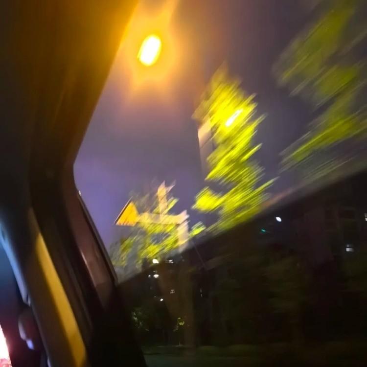 失踪 (男生版)封面