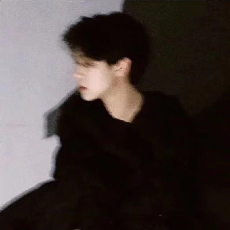 诀爱丶尽（live）缺女空拍伴奏封面