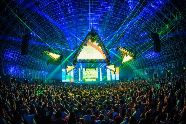 8公布完整演出阵容 或跻身世界一流电音派对品