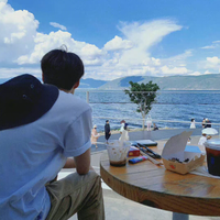 东方祺朗资料,东方祺朗最新歌曲,东方祺朗MV视频,东方祺朗音乐专辑,东方祺朗好听的歌