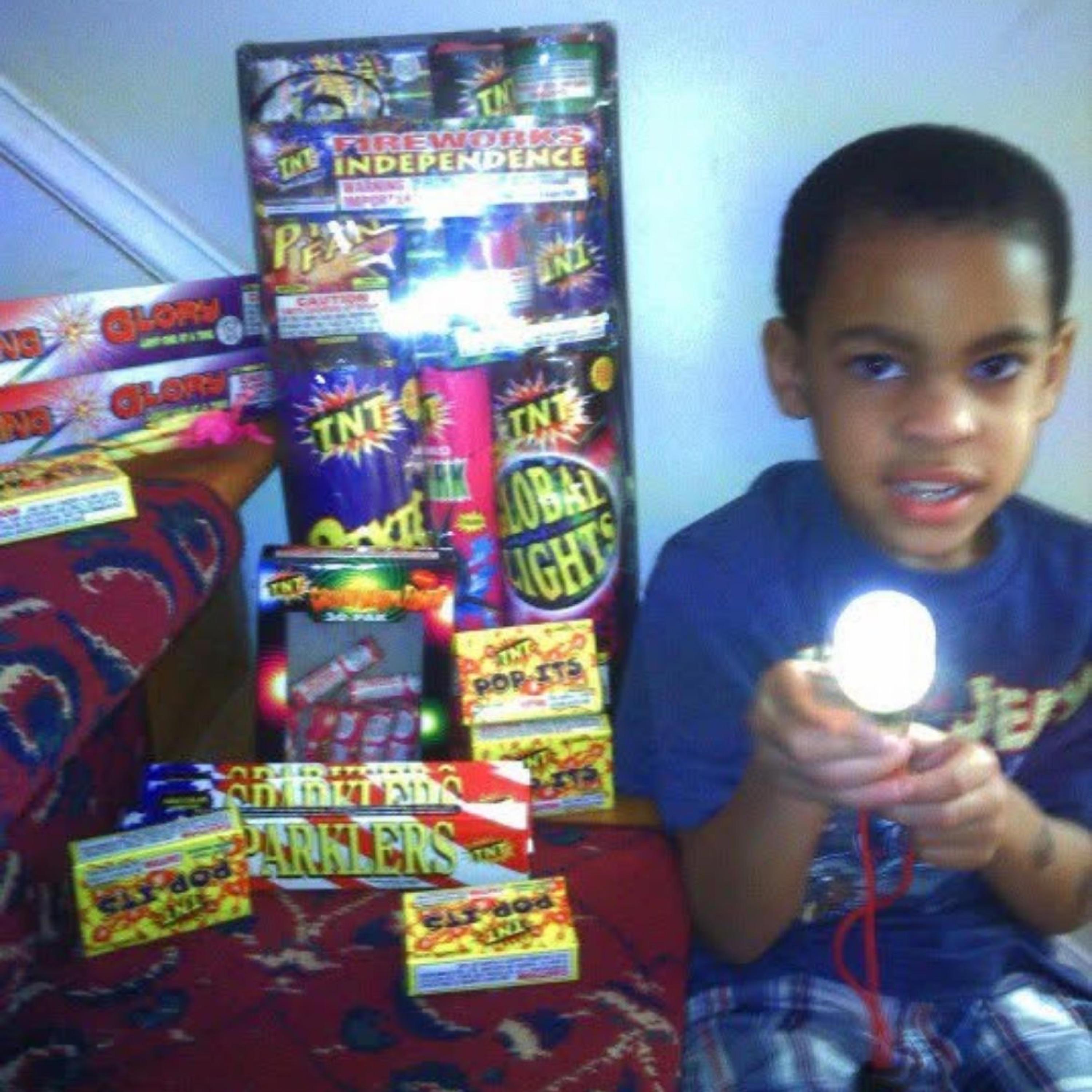 Afghanistan (feat. Mekhiwp)