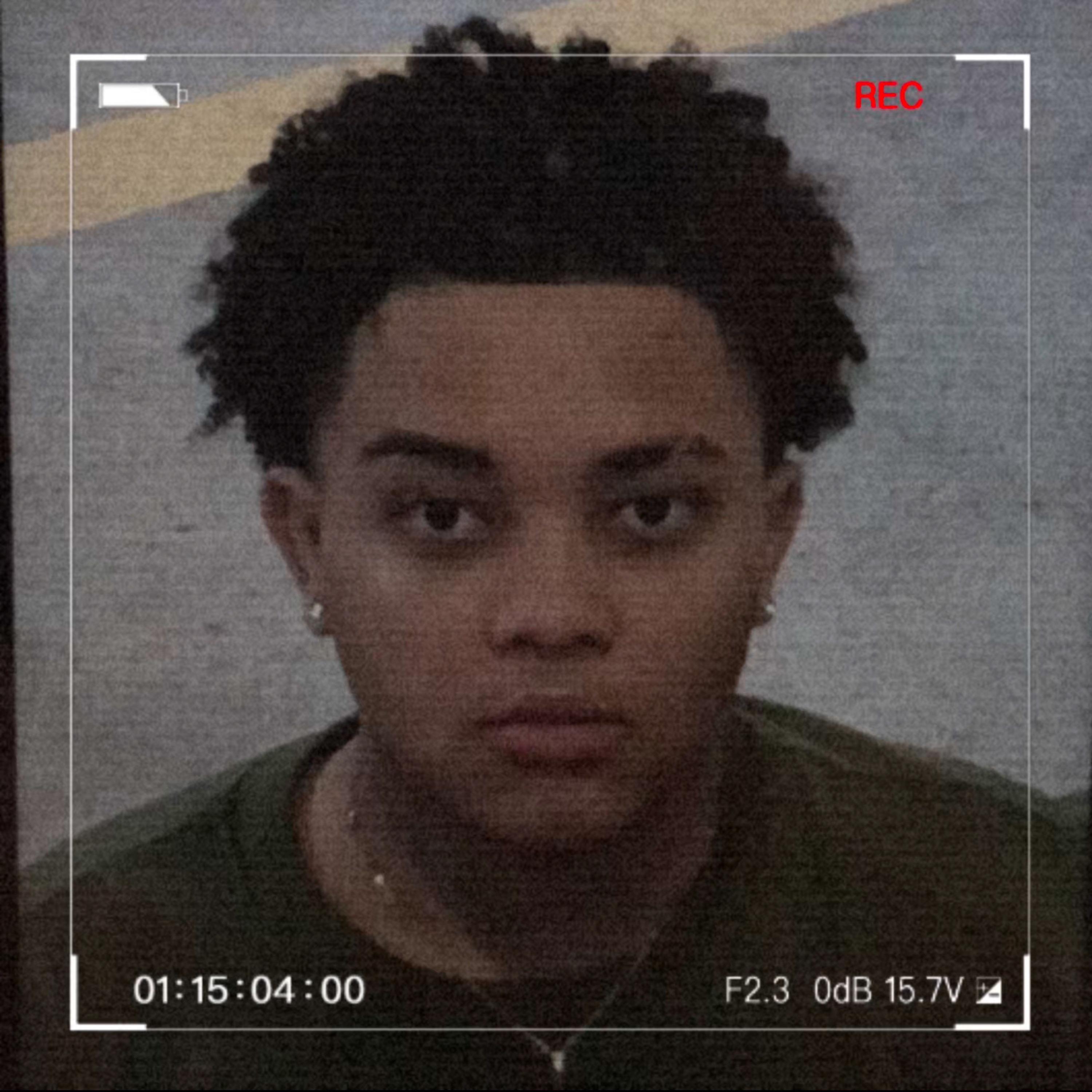 TUDO QUE EU TOCO BRILHA EM MIM