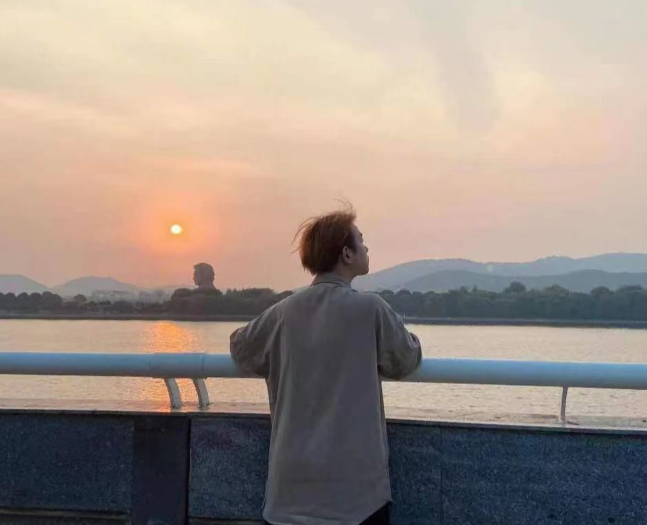张萧介