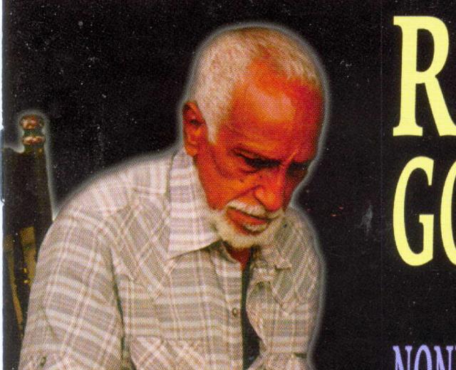 Rubén González