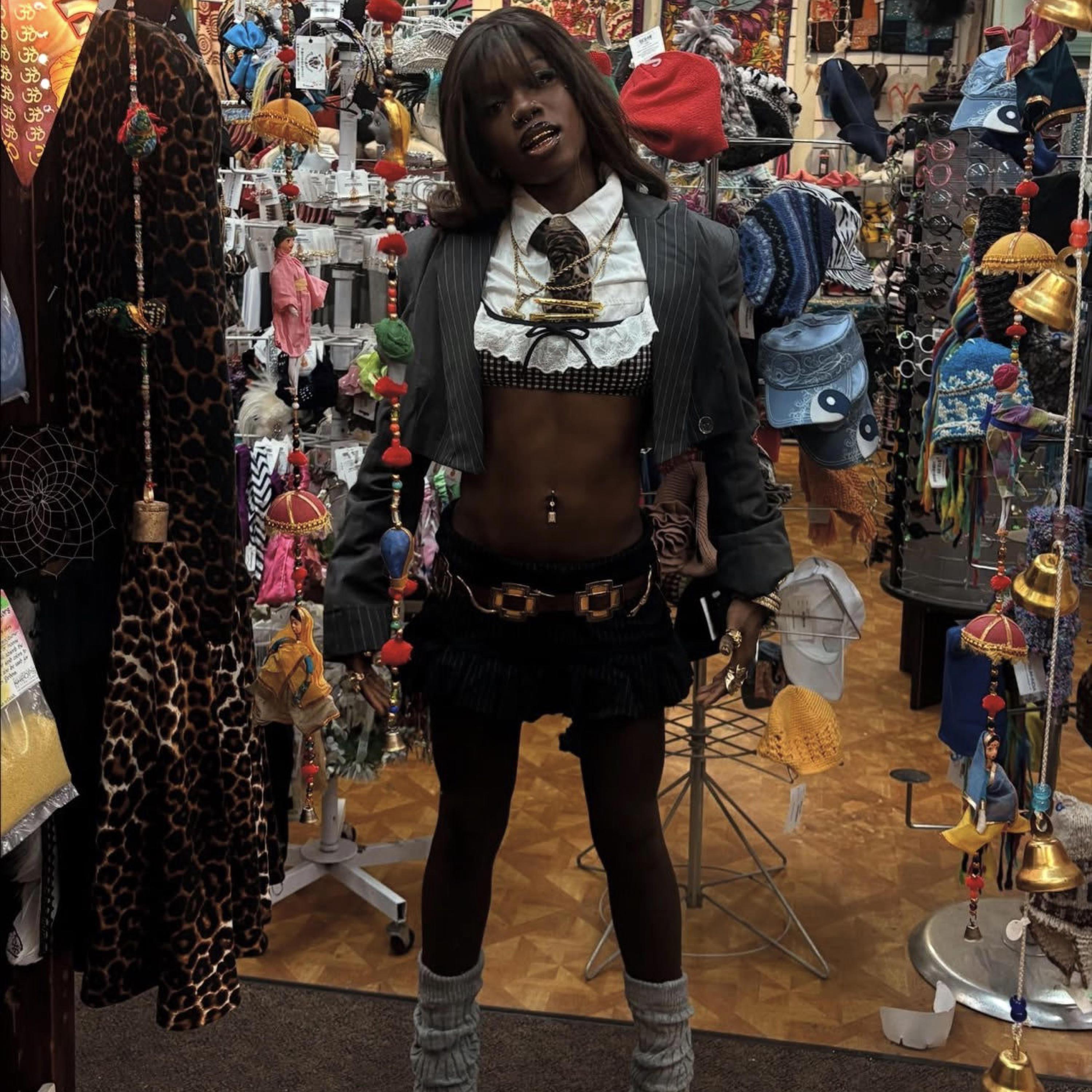 Famous (feat. glxe!than)