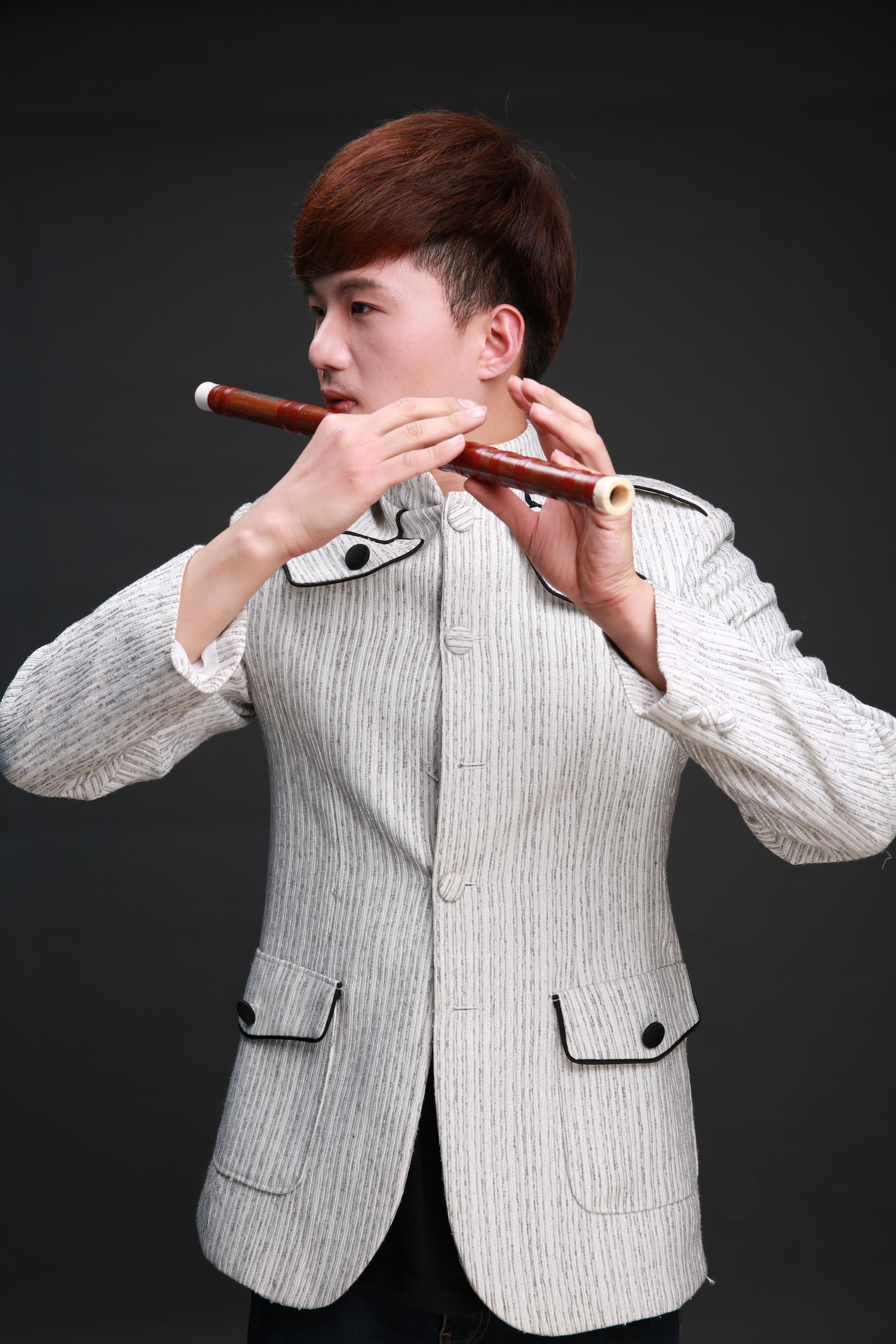 卷珠帘封面
