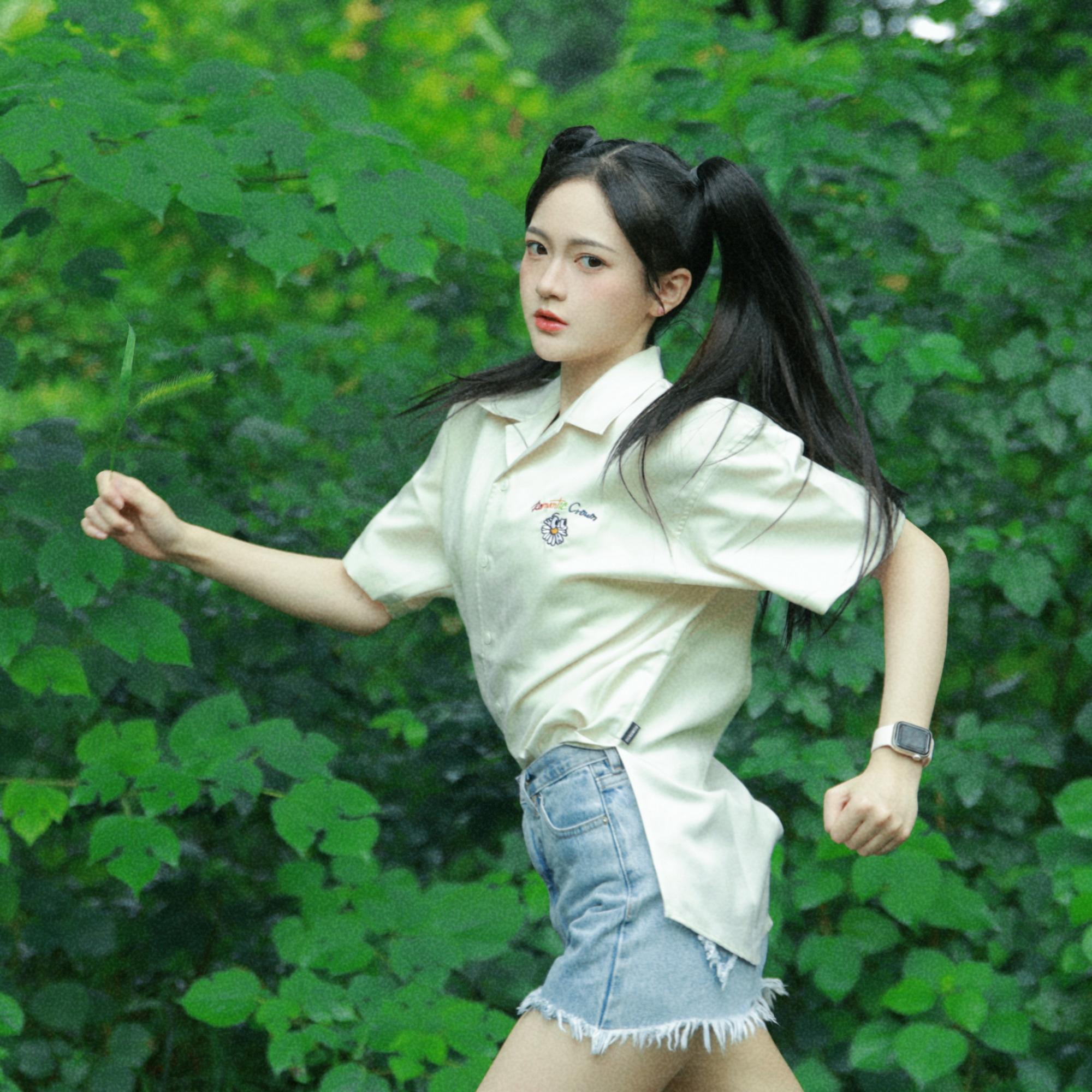 我又初恋了(原唱：创造101) - 查祎琛封面