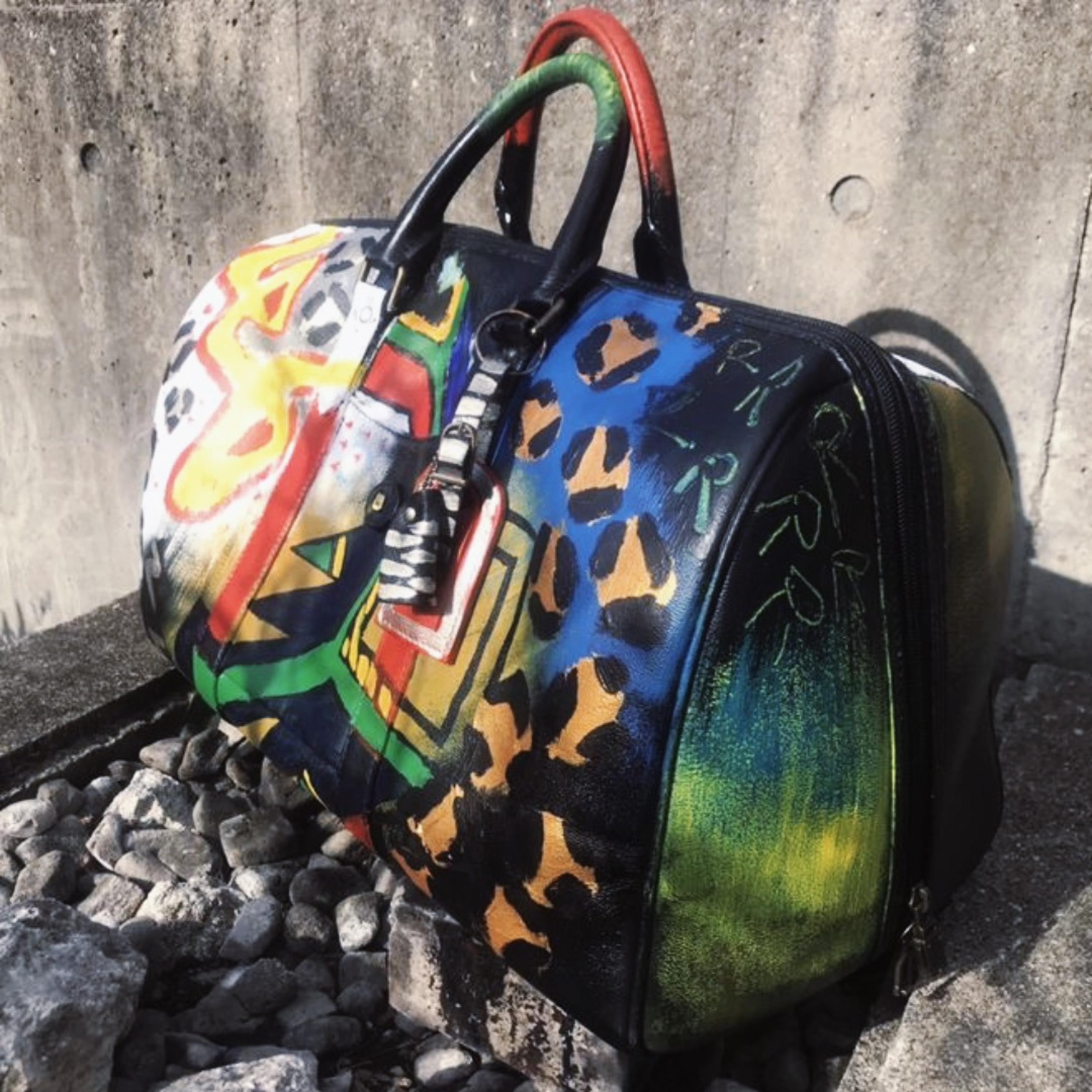 schizophrenic (feat. aeyvi)