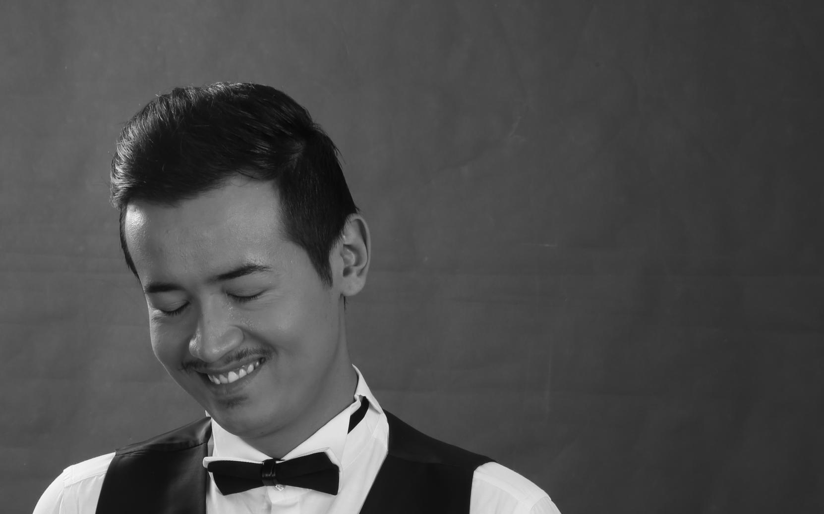 Mirzat Perhat (木尔扎提·帕尔哈提)