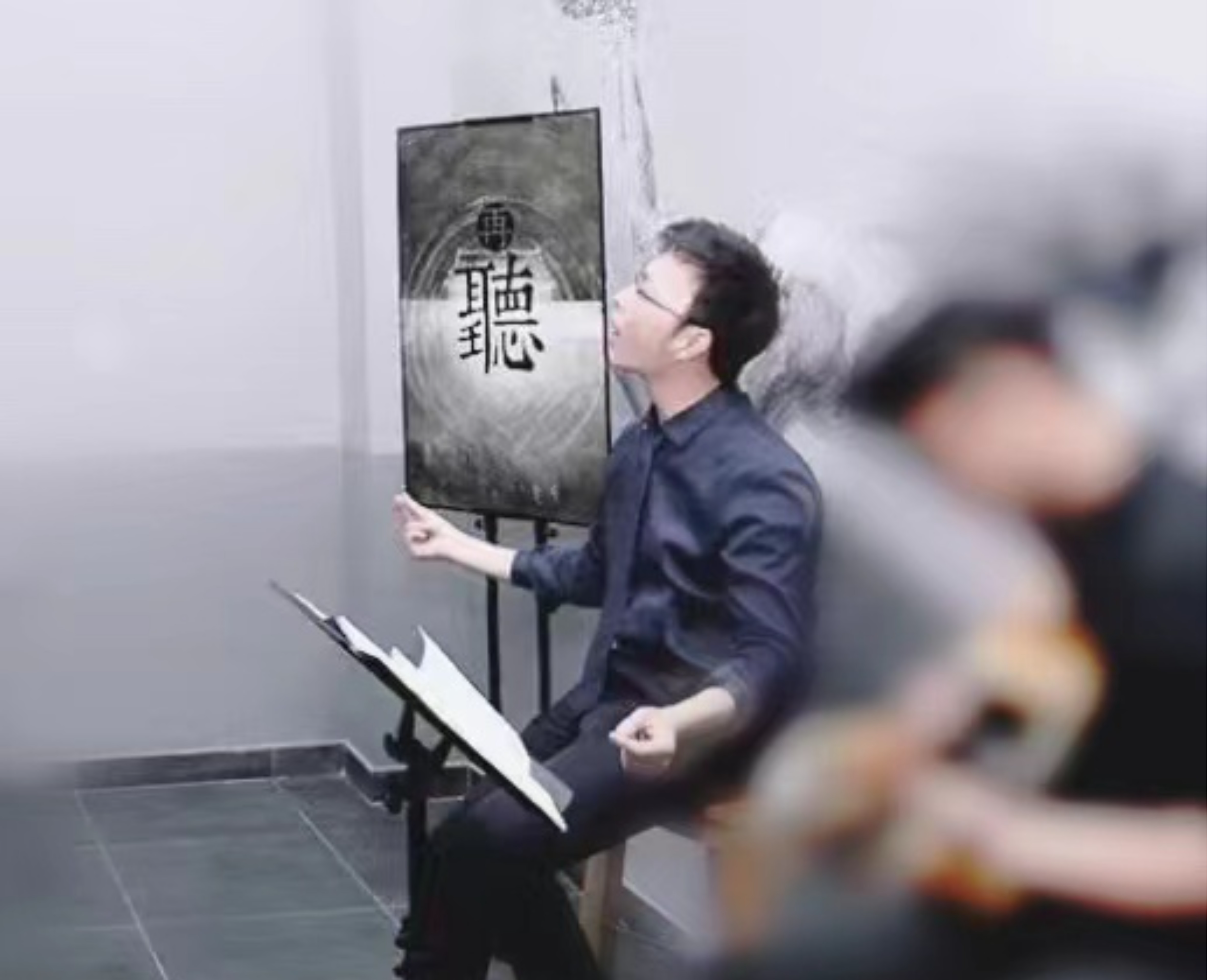 关潜文