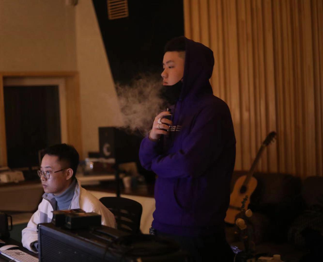 JR Views