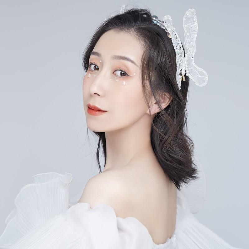 可爱灰太狼都爱喜羊羊-DJ嗨8-房雪娇封面