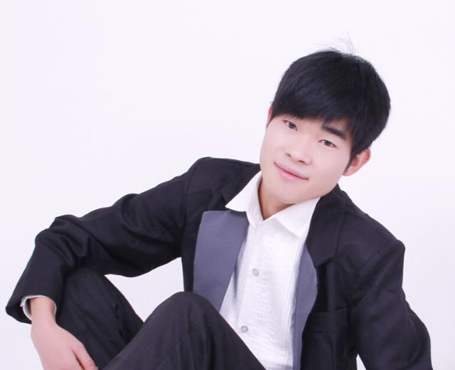 许明杰