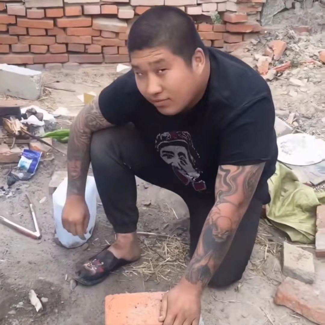 已买断 [BEAT] " 菠萝咒 " 喊麦 & 孟菲斯 = China gang ？