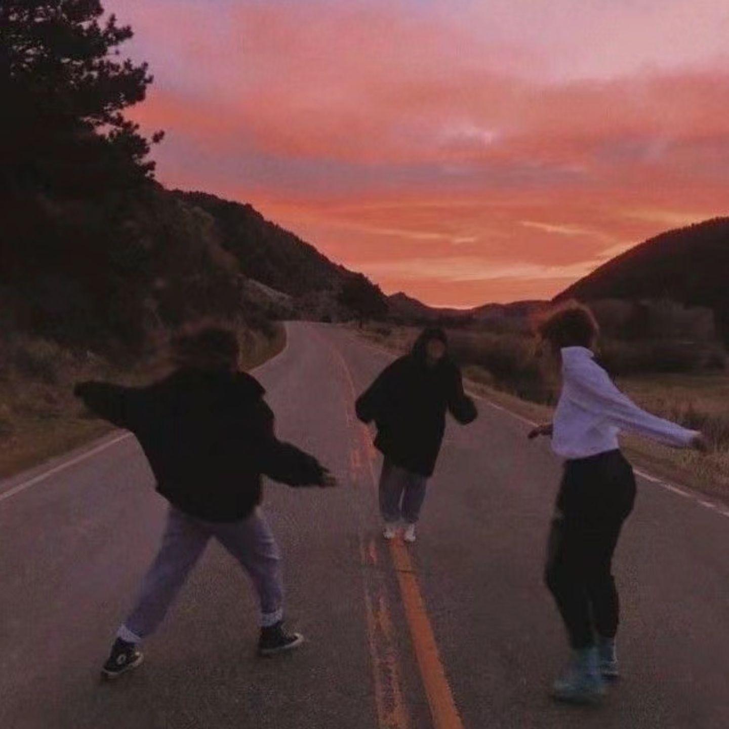 L.I.F.E.（Slow） - LoneyZ封面